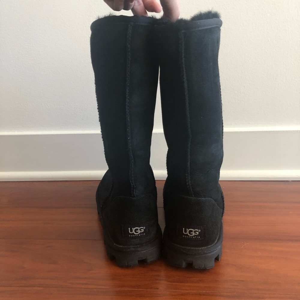 Ugg Tall II black boots, Barely worn, Size…